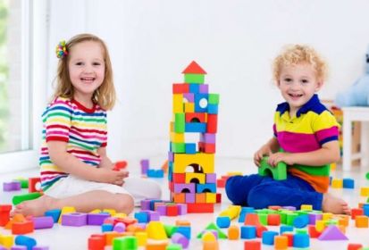 معرفی اسباب بازی ها و بازی های آنلاین مناسب کودکان 5 تا 8 ساله
