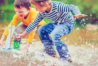تابستان چه کلاس ‌هایی برای کودکم ثبت نام کنم؟