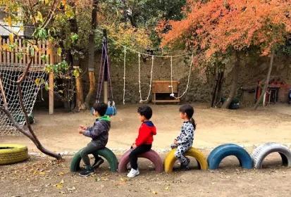 انتخاب آگاهانه مهدکودک: مقایسه مهدهای طبیعت‌گرا، انسان‌گرا و کلاسیک